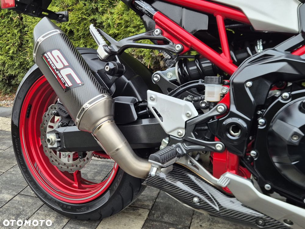 Kawasaki Z 900 - 16