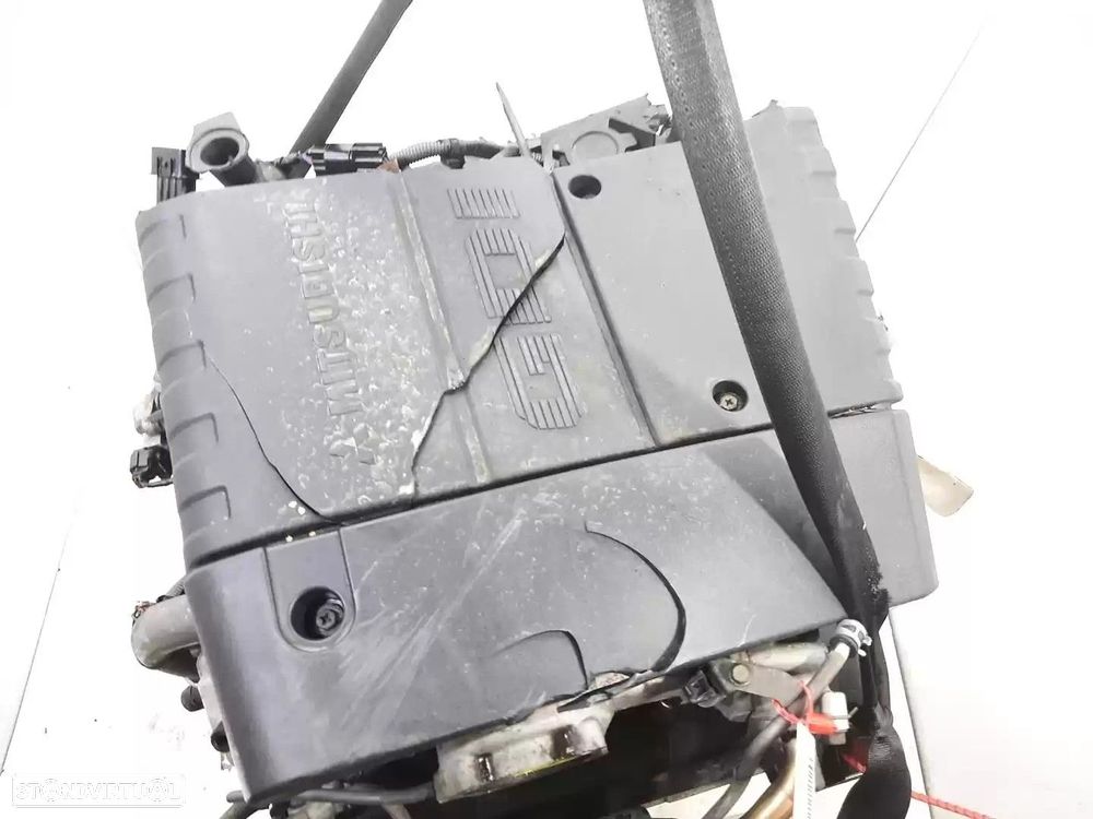MOTOR COMPLETO MITSUBISHI PAJERO III 2004 -6G74DOHC24V - 5