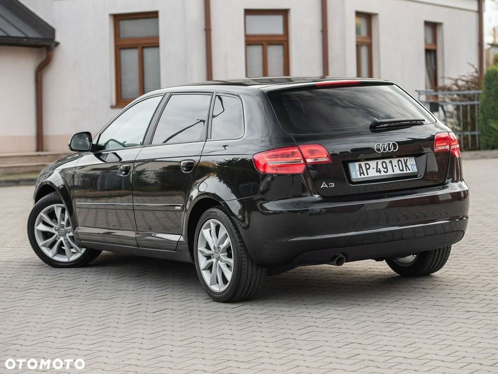Audi A3 Sportback 2.0 TDI DPF S line Sportpaket (plus) - 13