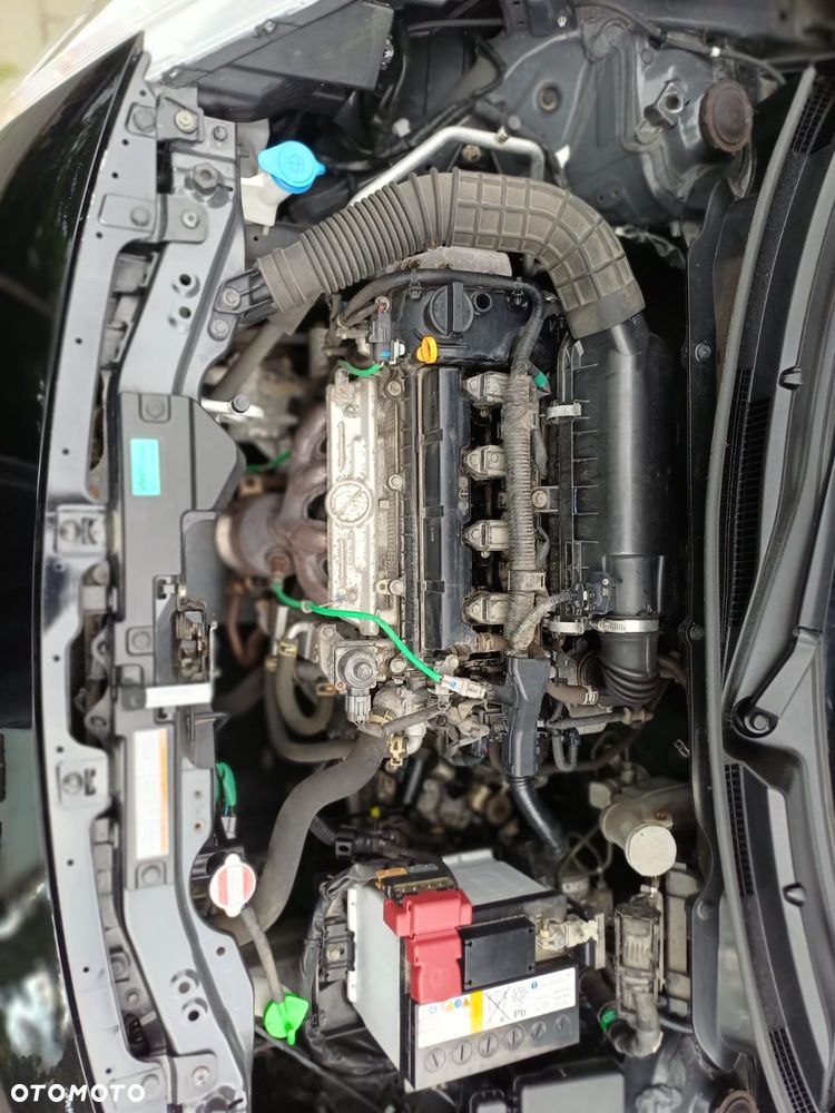 Suzuki Swift 1.2 Premium Plus - 27