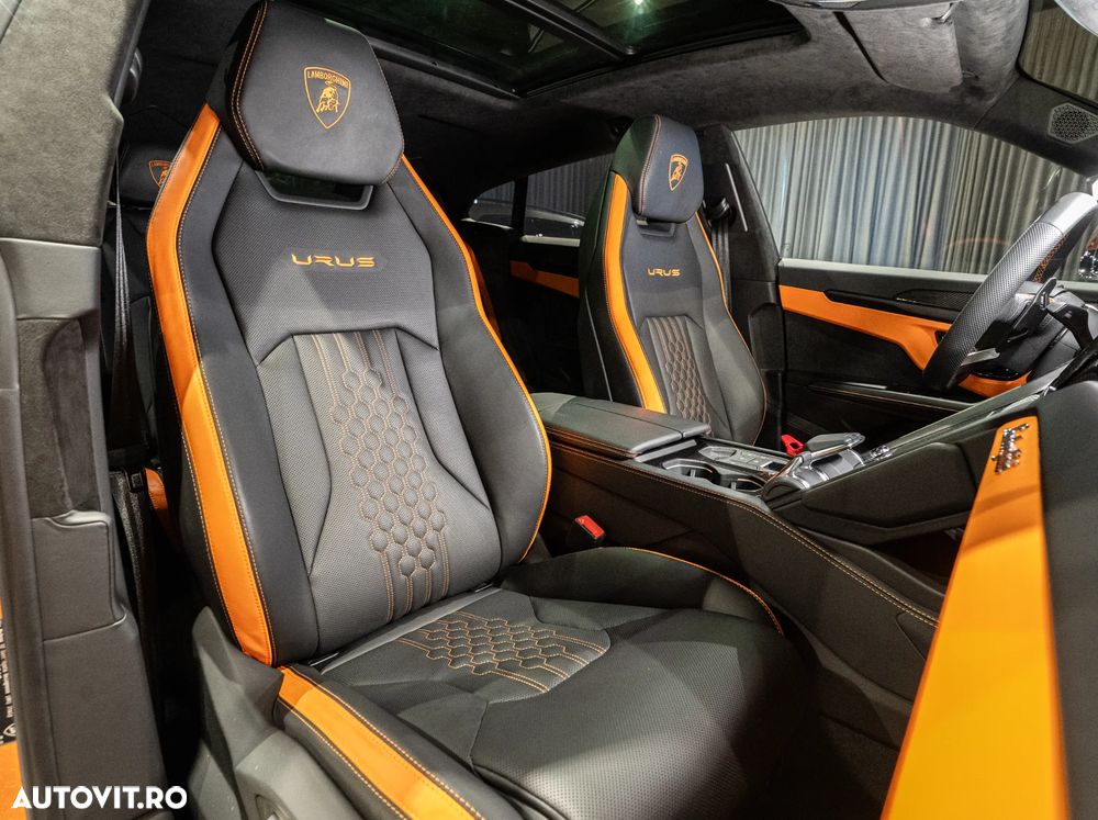 Lamborghini URUS - 34