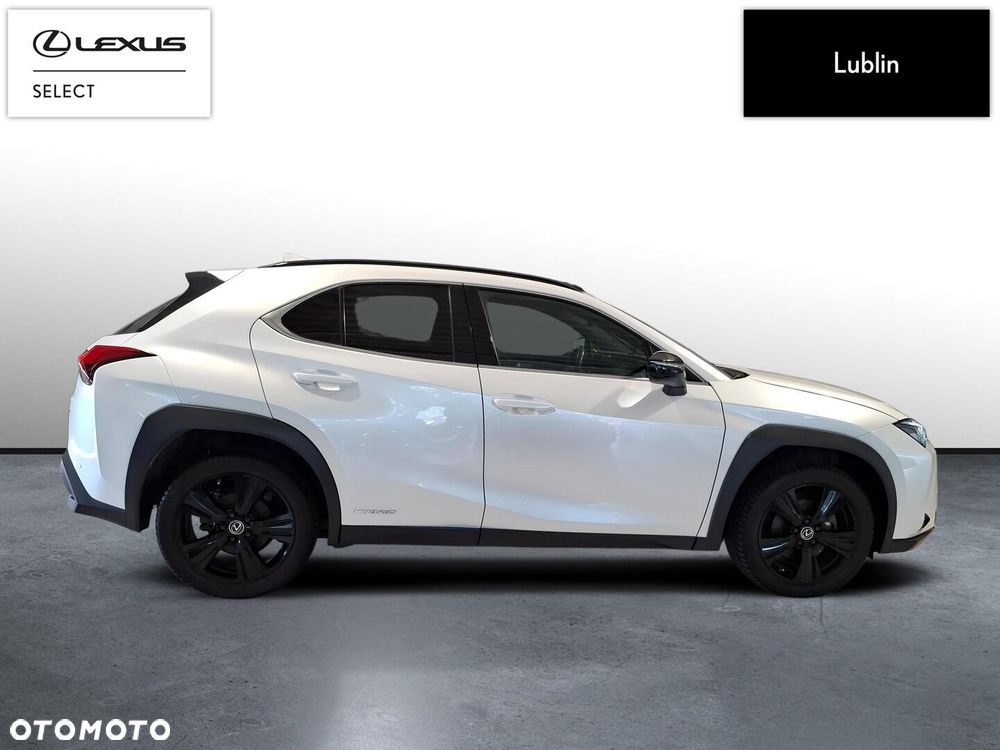 Lexus UX - 6