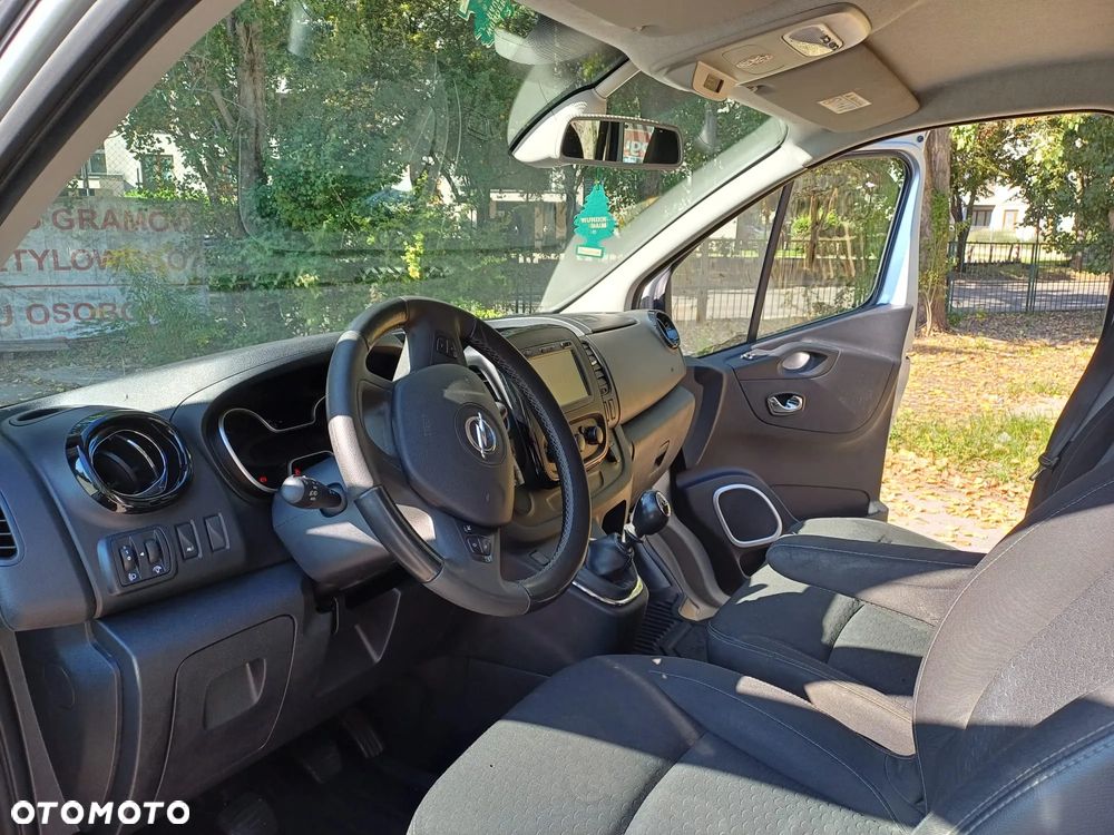 Opel Vivaro - 12