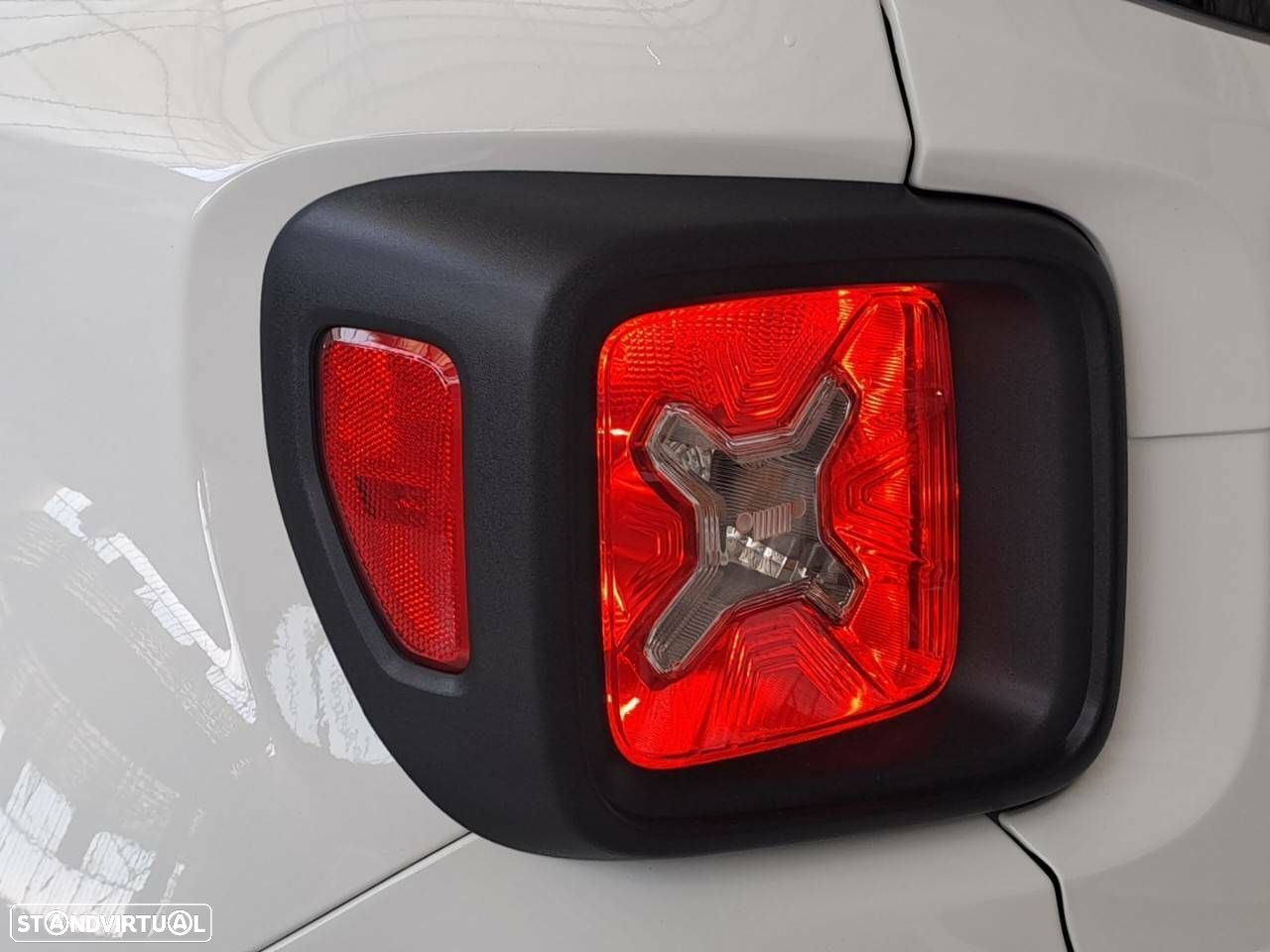 Jeep Renegade 1.5 TG e-Hybrid Limited DCT - 26