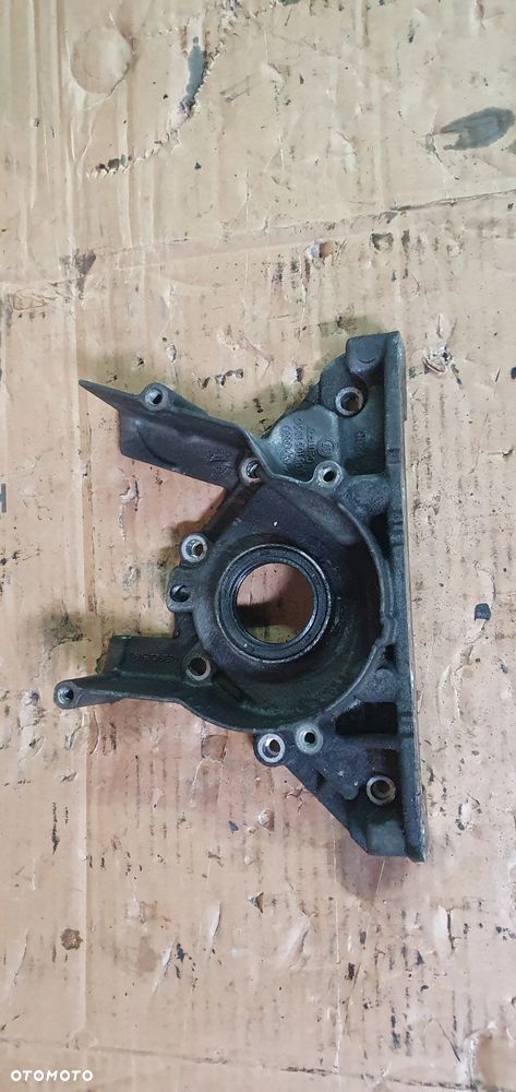 Obudowa uszczelniacz wału osłona VW Audi Skoda Seat 2.0 TDI 038103153Q - 1