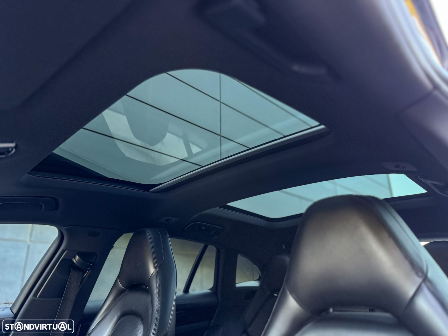 Porsche Panamera Sport Turismo 4 E-Hybrid - 56