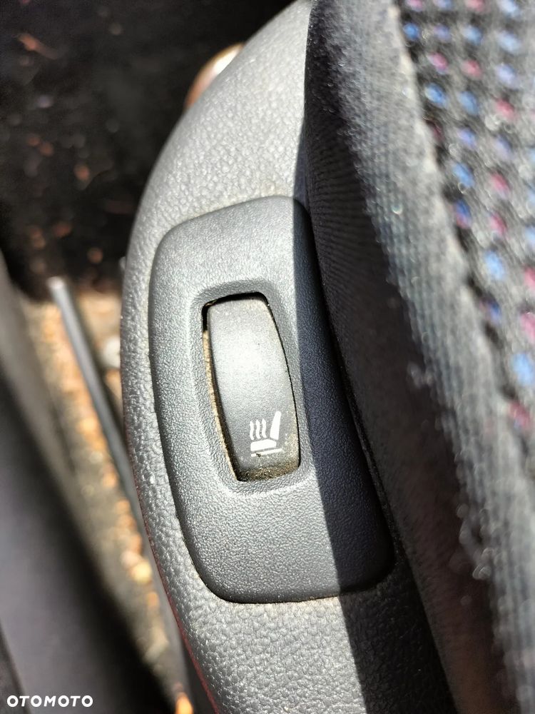 FOTELE PRZÓD KANAPA TYŁ RENAULT CLIO III 1.5 DCI 05-09r PRZED LIFT KOD LAK. OV727 - 2