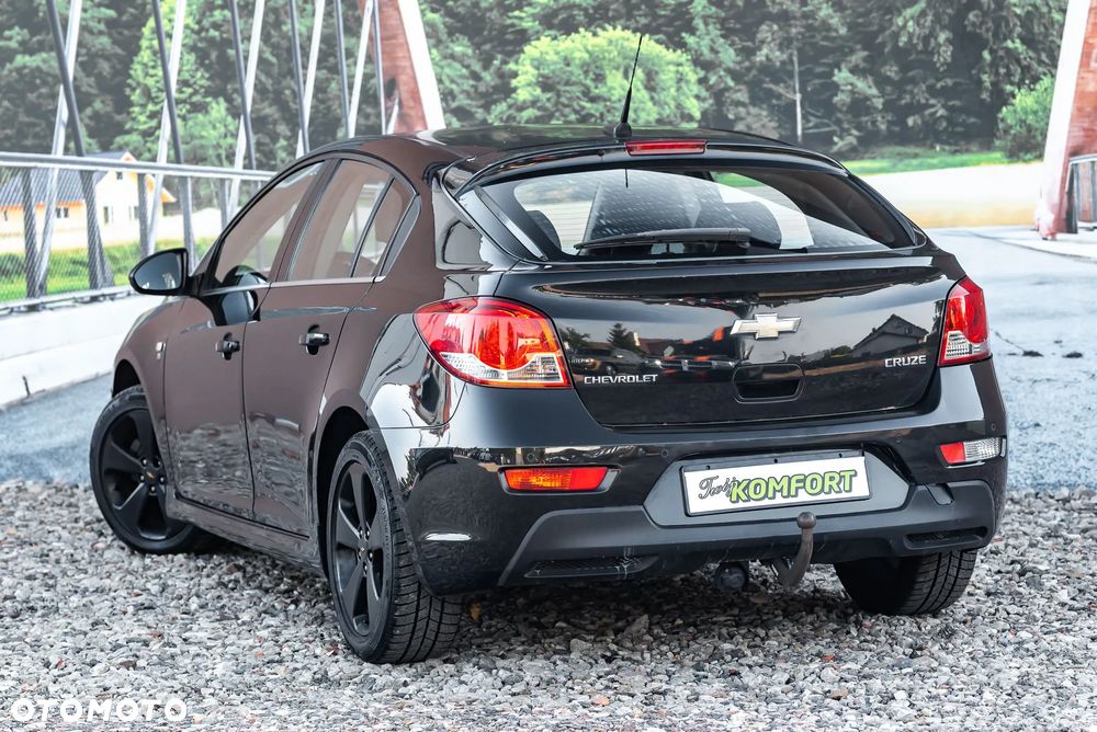 Chevrolet Cruze - 11