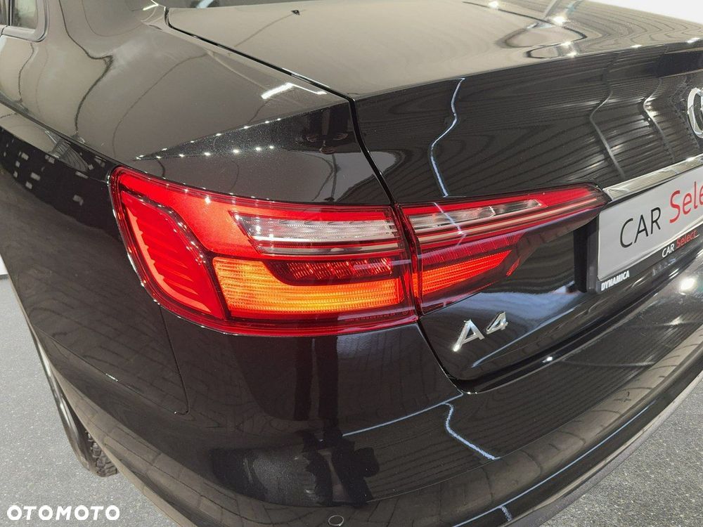 Audi A4 Limousine - 12