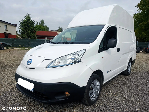 Nissan ENV 200 Maxi