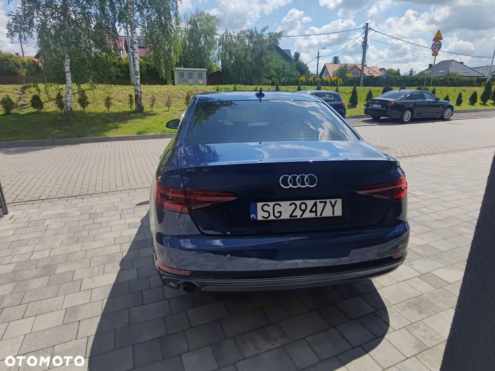 Audi A4 Limousine 1.4 TFSI S tronic - 12