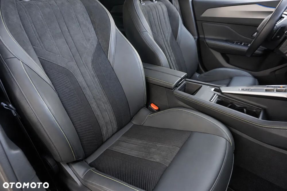 Peugeot 308 1.2 PureTech GT S&S EAT8 - 38