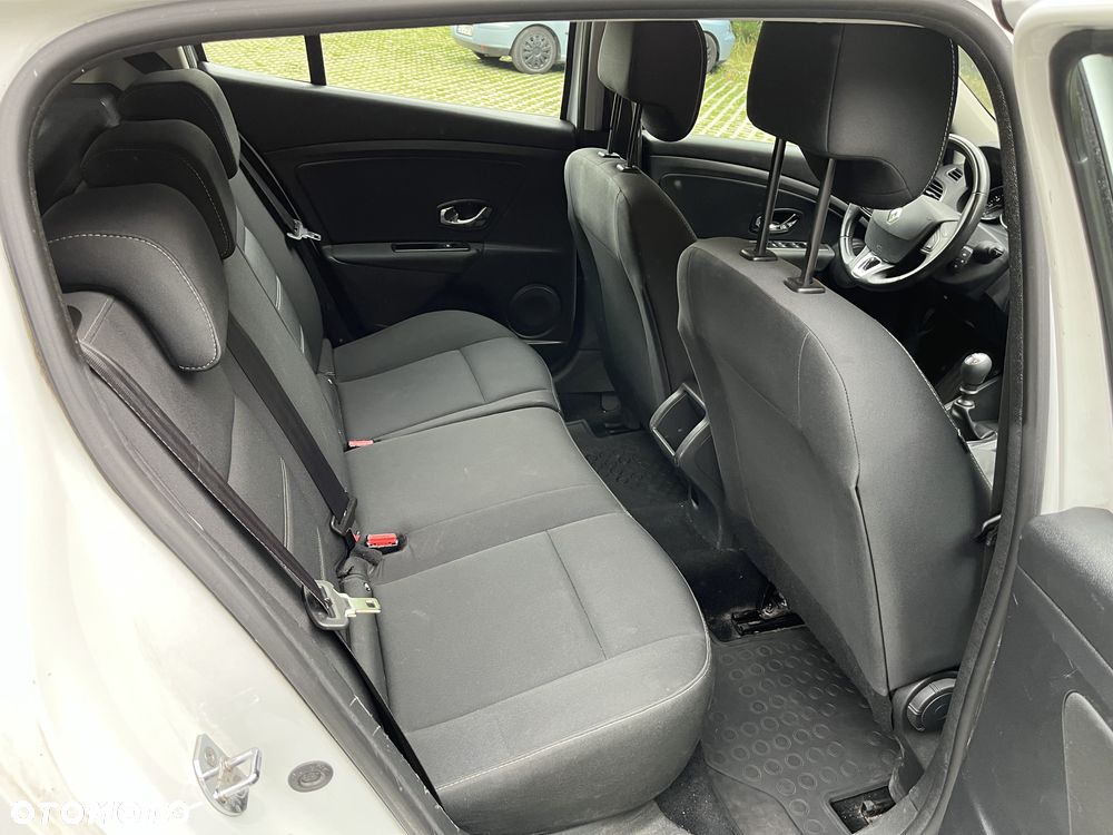 Renault Megane 1.5 dCi Business - 12