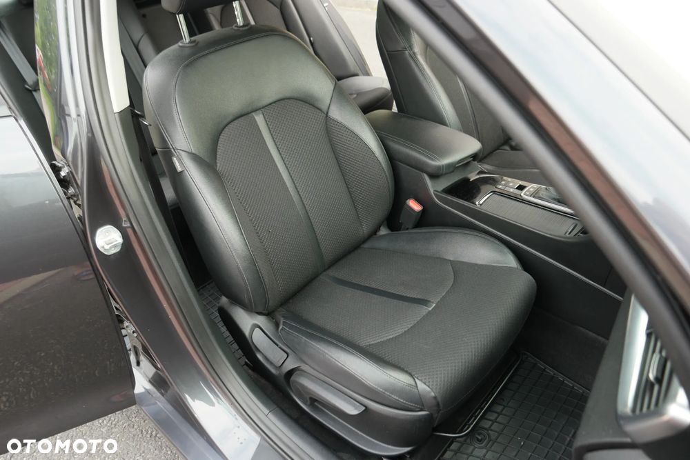 Kia Optima - 25