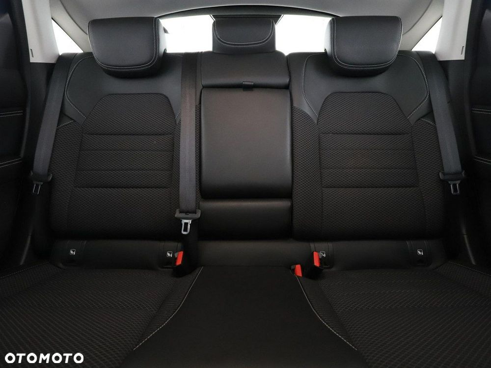 Renault Arkana TCe Mild Hybrid 140 EDC Techno - 19