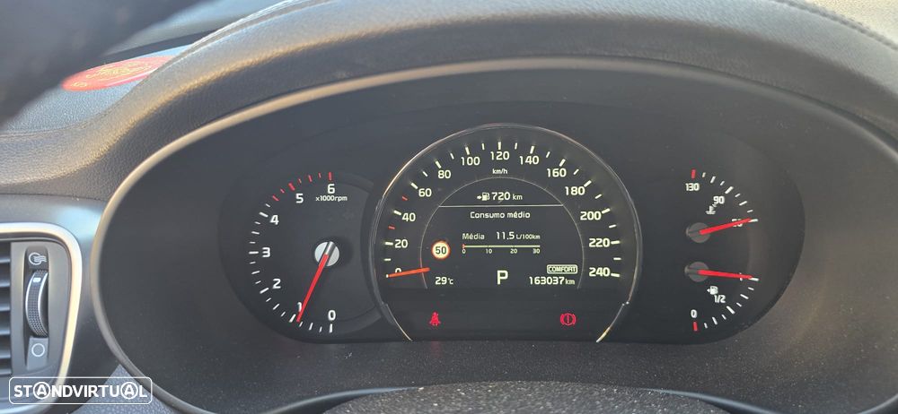 Kia Sorento 2.2 CRDi TX TOP Aut. - 7