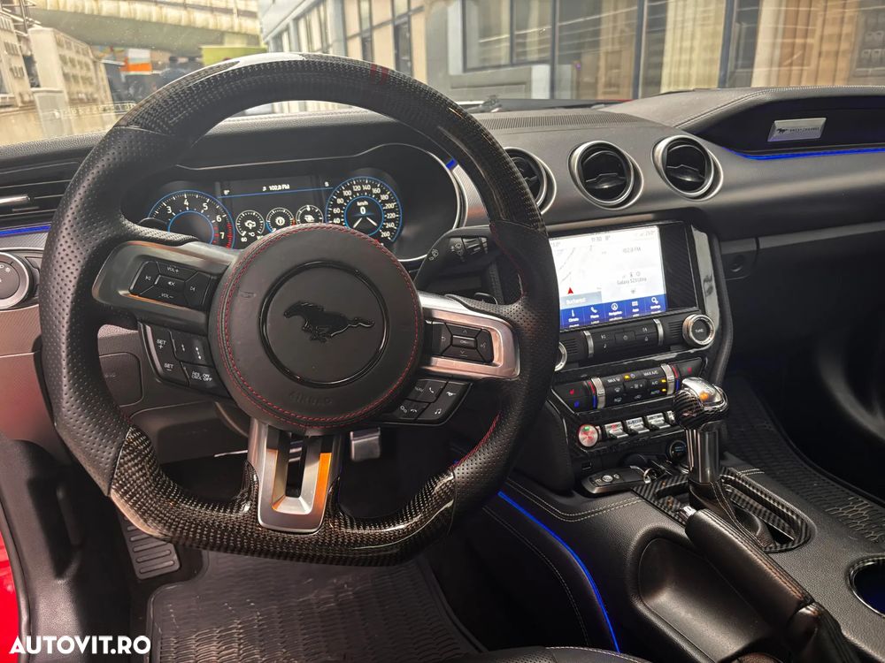Ford Mustang - 9