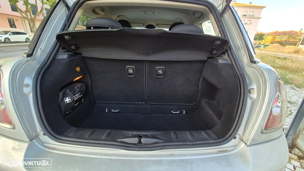 MINI 3 Portas Cooper SD - 16