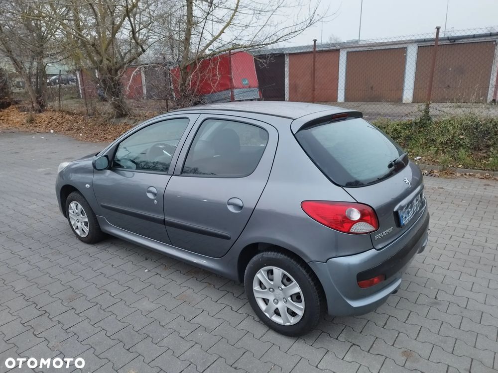 Peugeot 206 plus 1.1 Presence - 12