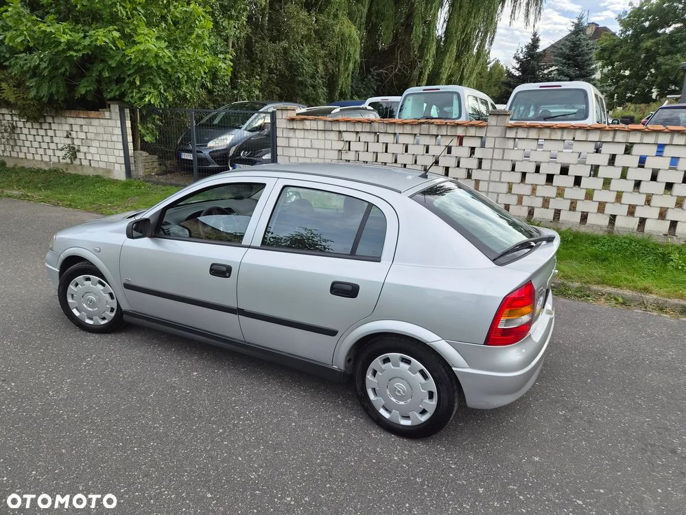 Opel Astra 1.4 Selection - 14
