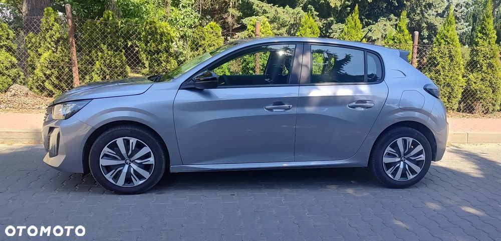 Peugeot 208 - 6