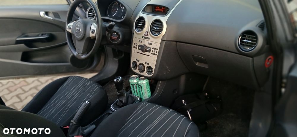 Opel Corsa - 7