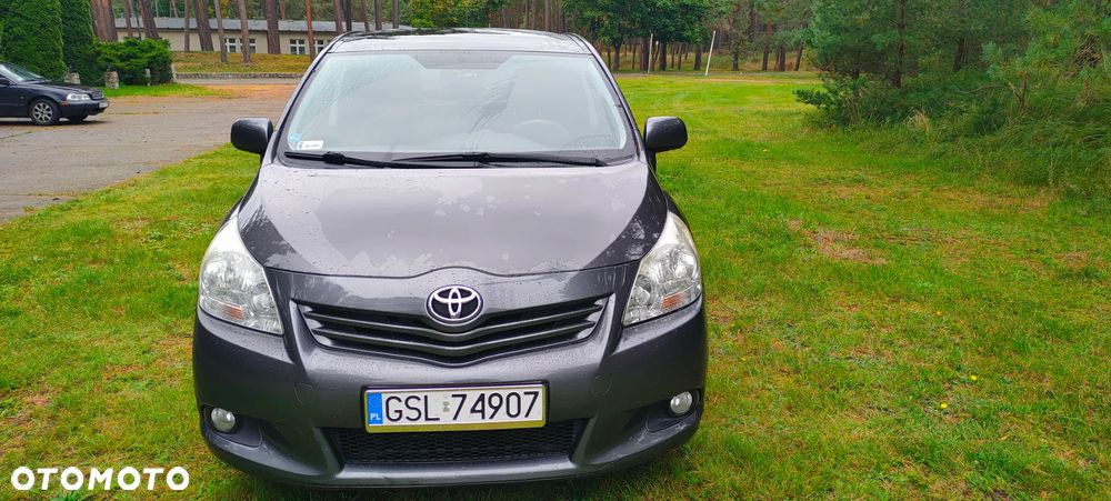 Toyota Verso 1.8 2010 7os - 11