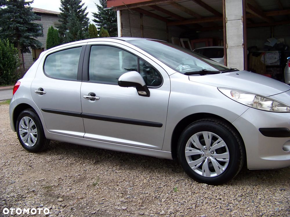 Peugeot 207 1.4 Trendy - 9