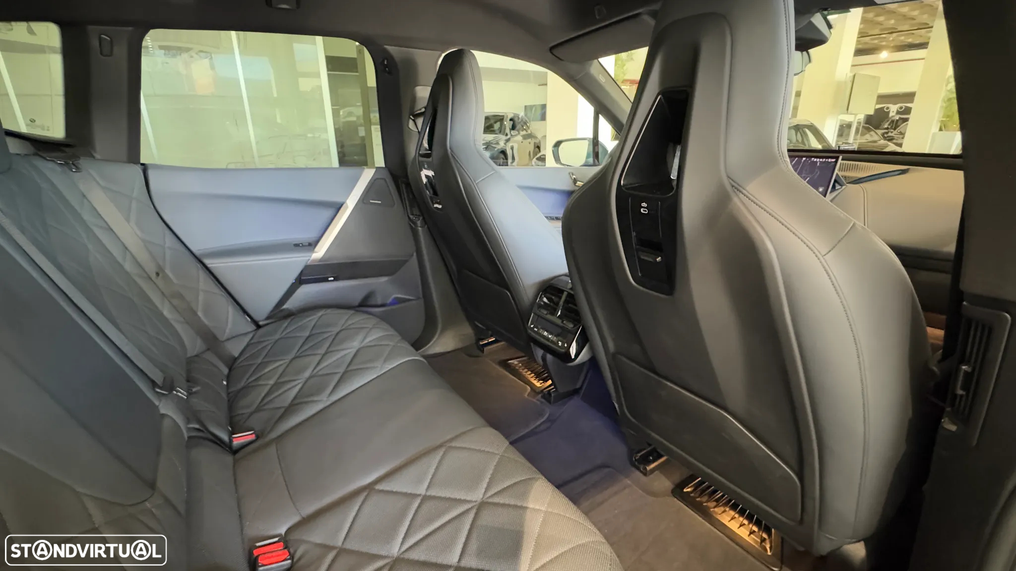 BMW iX xDrive 50 Pack Desportivo - 19