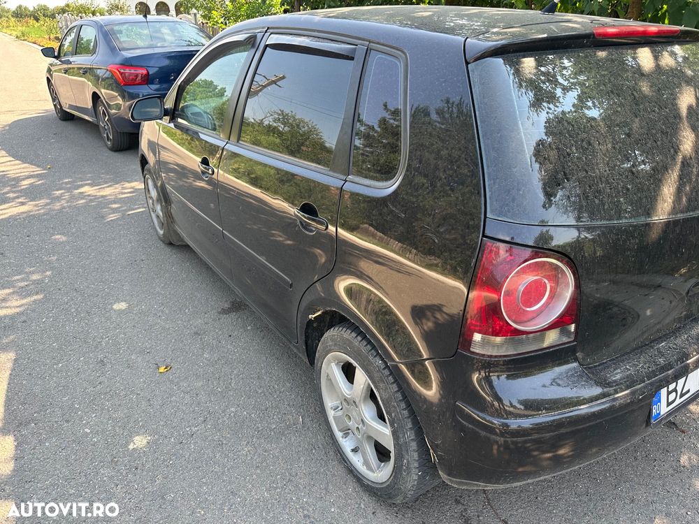 Volkswagen Polo - 12