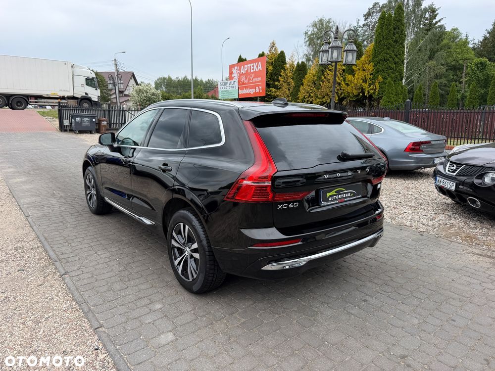 Volvo XC 60 T6 Plug-In Hybrid AWD Core - 38