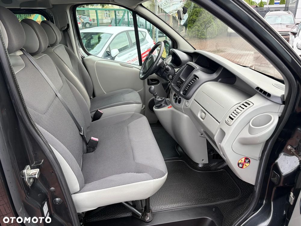 Opel Vivaro - 14