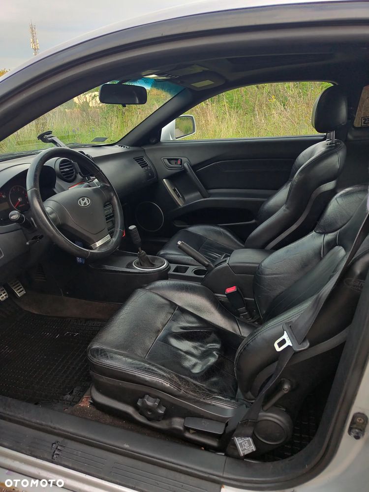 Hyundai Coupe - 7
