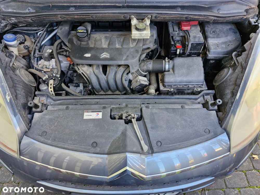 Citroën C4 Picasso 2.0 16V EGS6 Tendance - 10