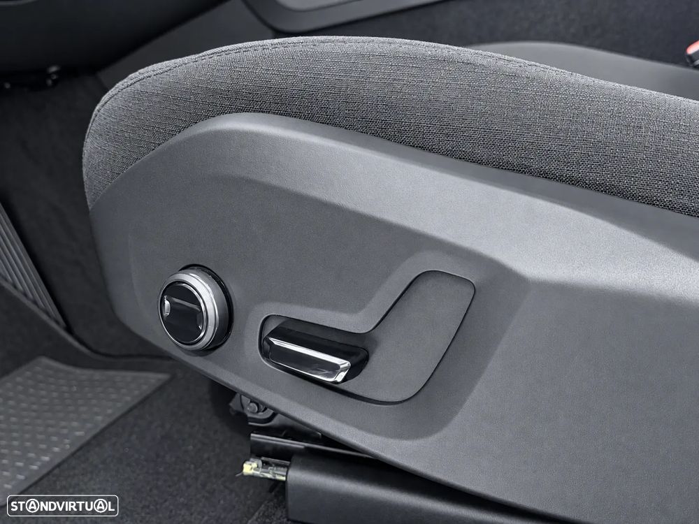 Volvo XC 60 2.0 B4 Momentum - 33
