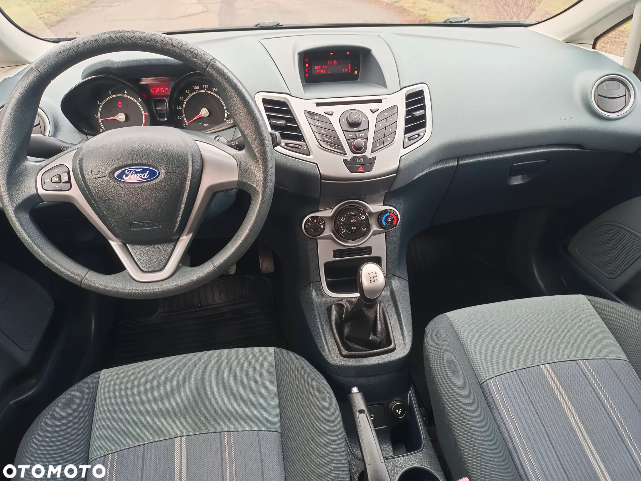 Ford Fiesta - 9
