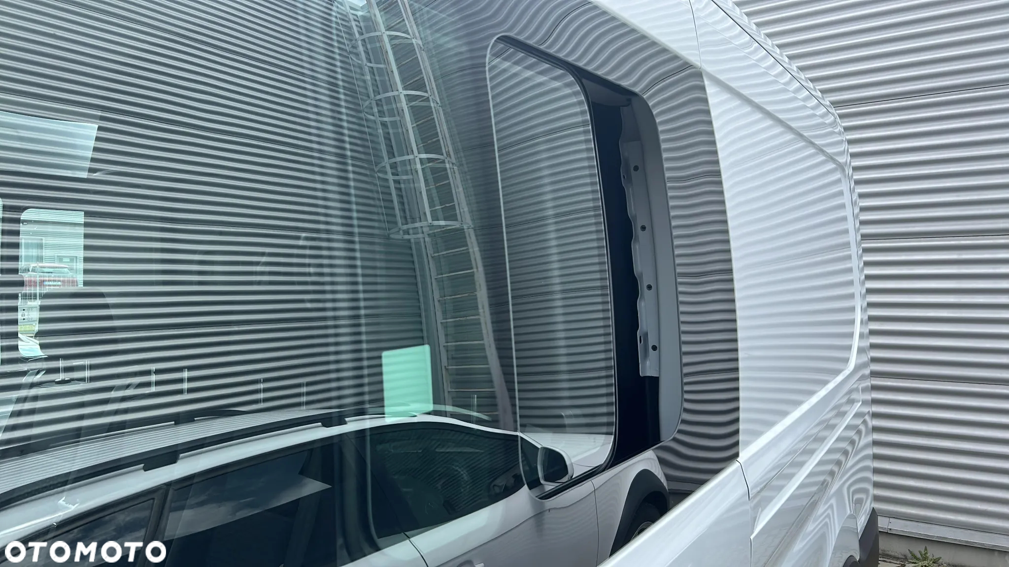 Ford Transit - 32