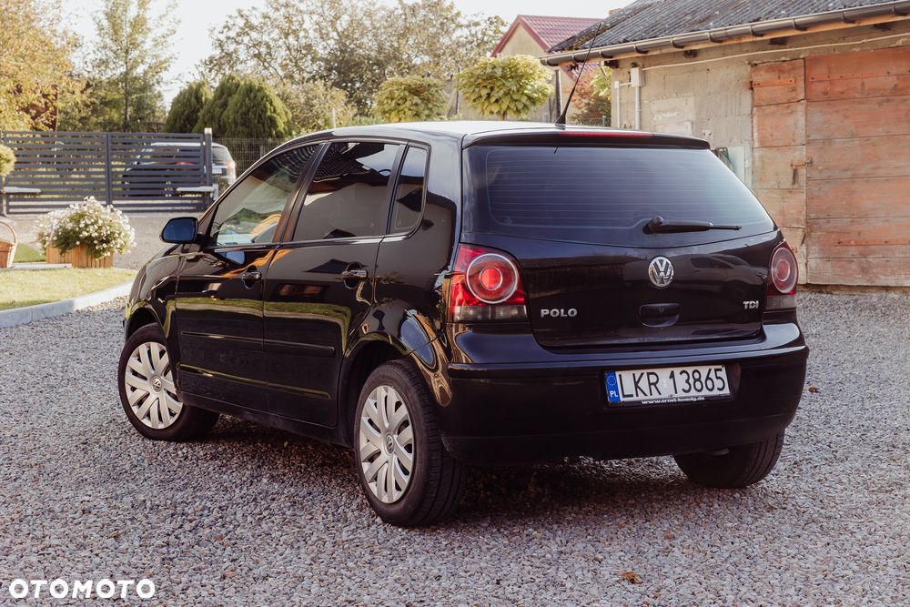Volkswagen Polo 2003 photo 2