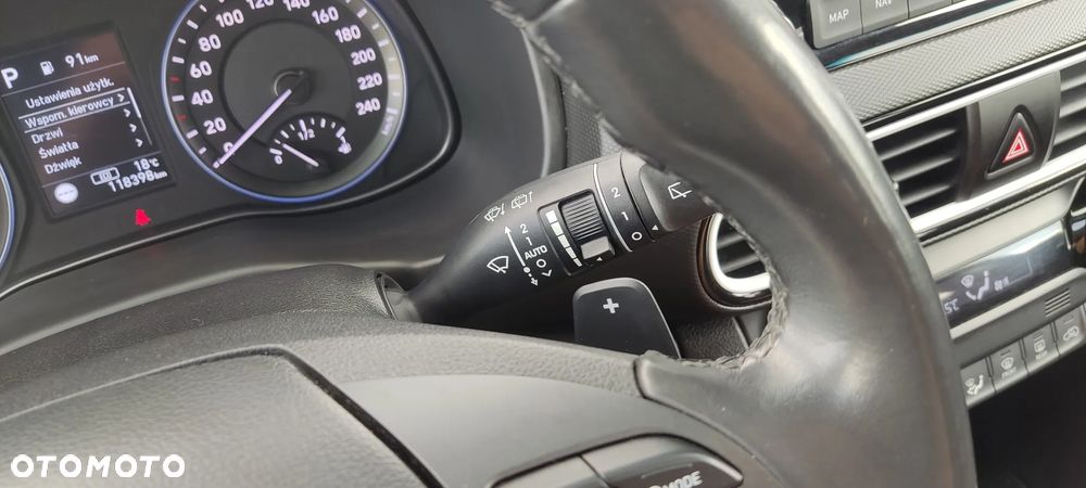 Hyundai Kona 1.6 GDI DCT Premium - 26
