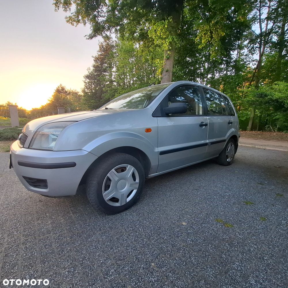 Ford Fusion - 3
