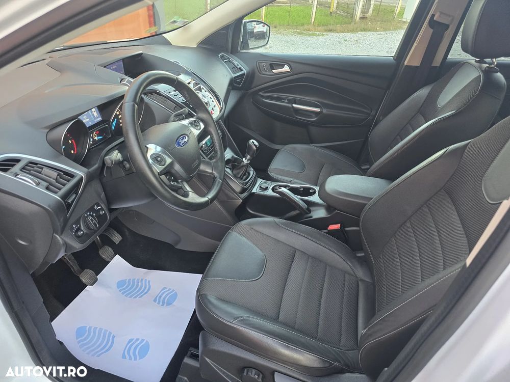 Ford Kuga 2.0 TDCi 2x4 Trend - 5