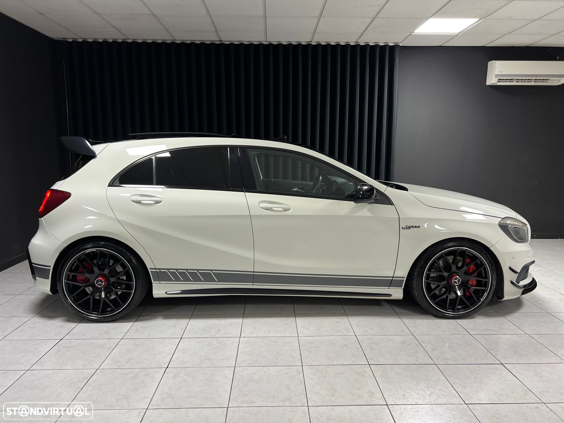 Mercedes-Benz A 45 AMG - 4