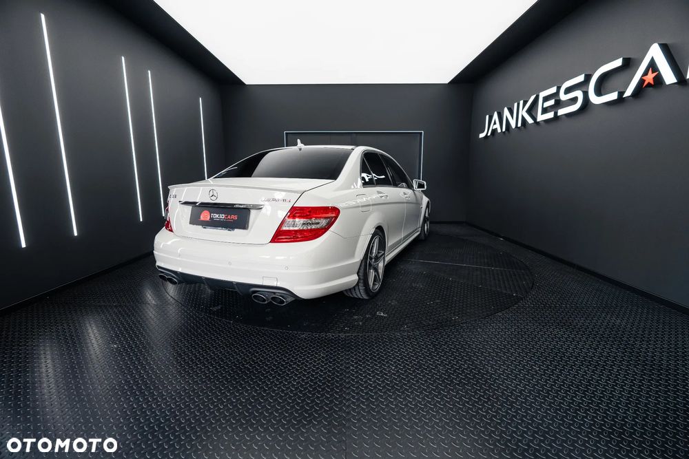 Mercedes-Benz Klasa C 63 AMG 7G-TRONIC - 3