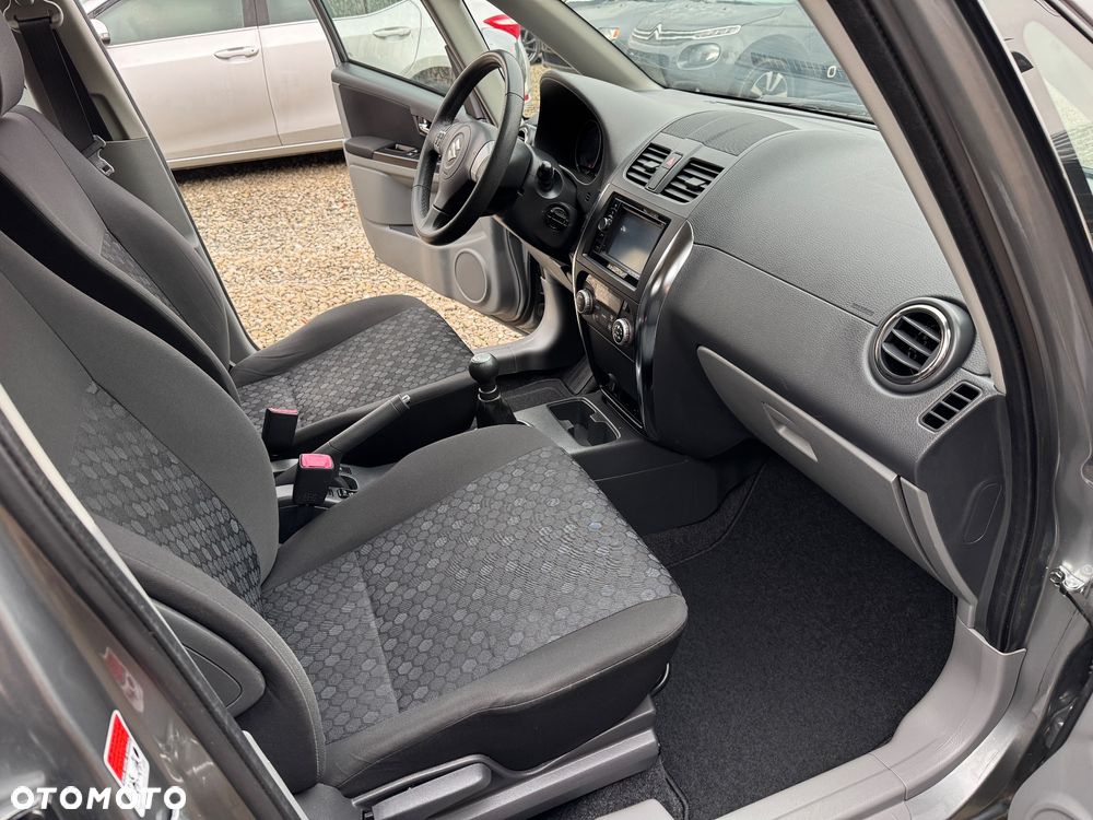 Suzuki SX4 Classic 1.6 VVT 4x4 Style - 10