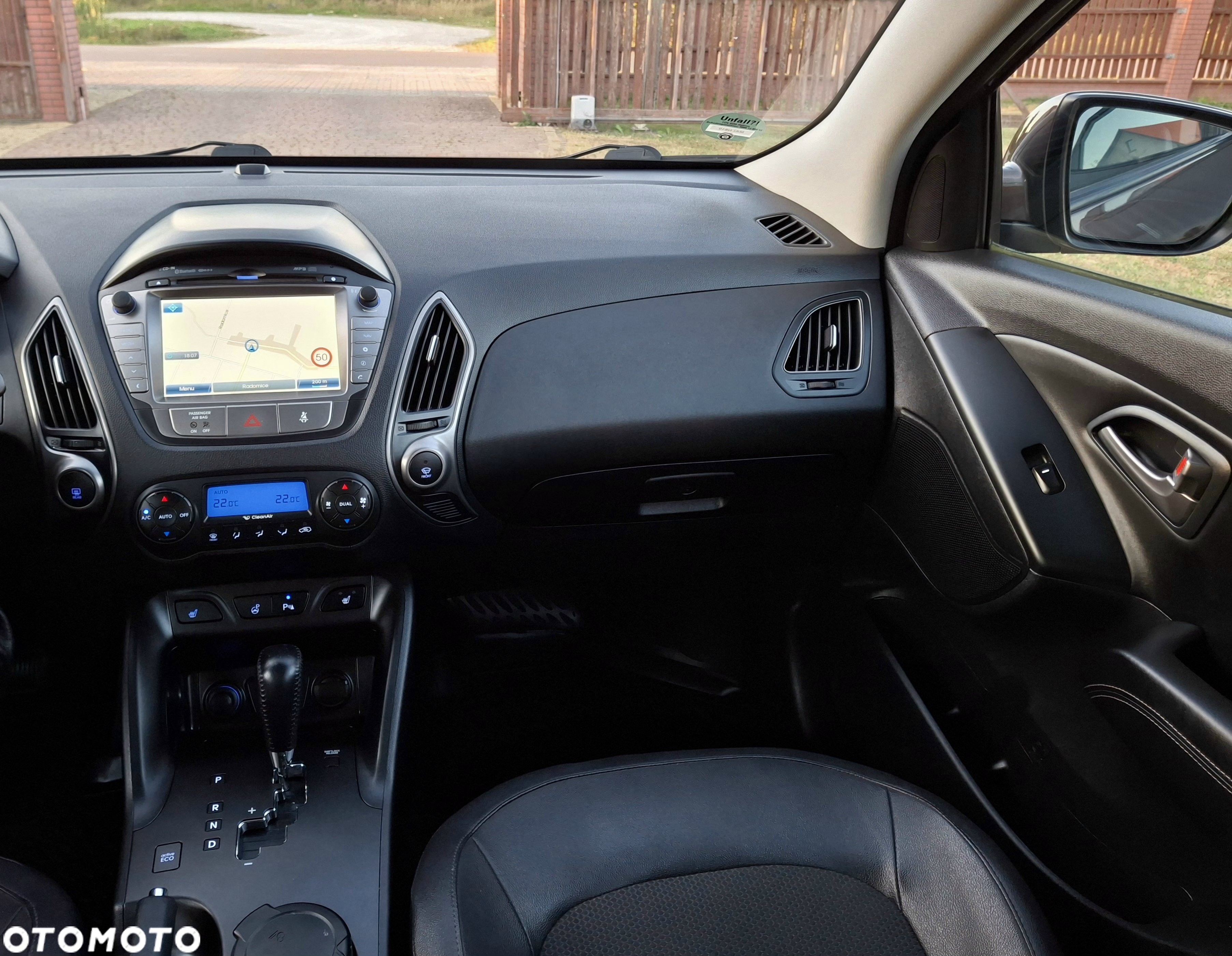 Hyundai ix35 2.0 CRDi 4WD Automatik Premium - 32