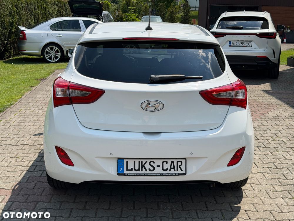 Hyundai i30 blue 1.6 GDI Passion - 4