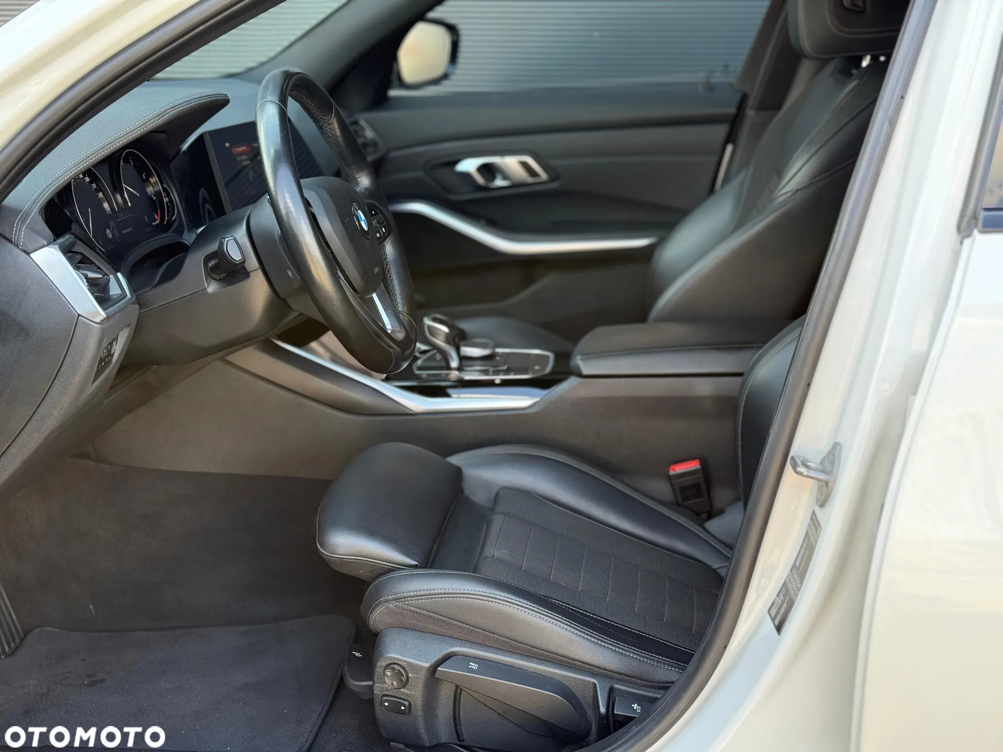 BMW Seria 3 320d Advantage sport - 25
