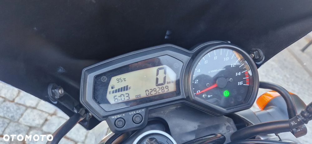 Yamaha FZ6 - 9
