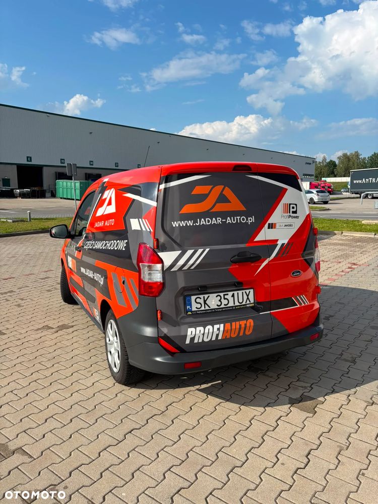 Ford Transit Courier Ambiente - 8