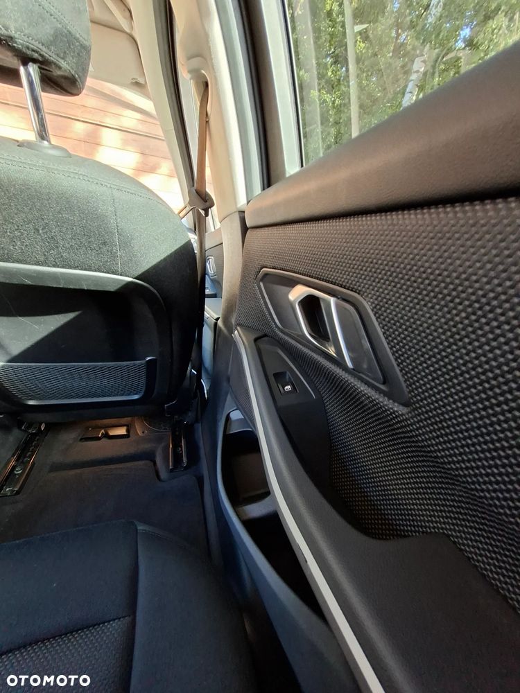 BMW Seria 3 - 36